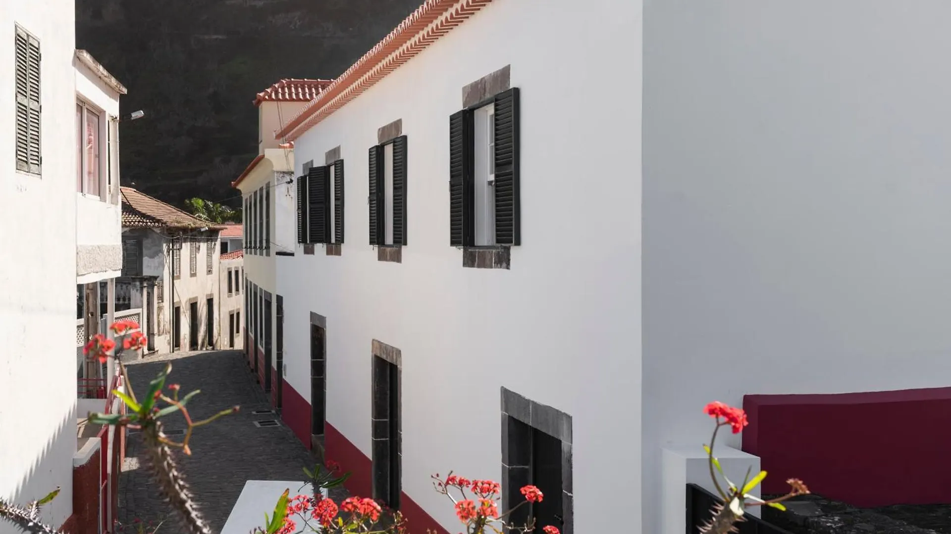 Holiday home Casa Do Terreiro By An Island Apart Sao Vicente